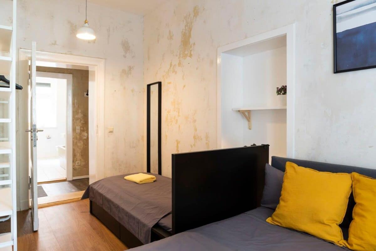 Shabby Chic Plus Self Checkin And Free Street Parking Berlin Bagian luar foto